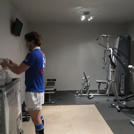 里斯波奈尔公寓酒店 公寓 *