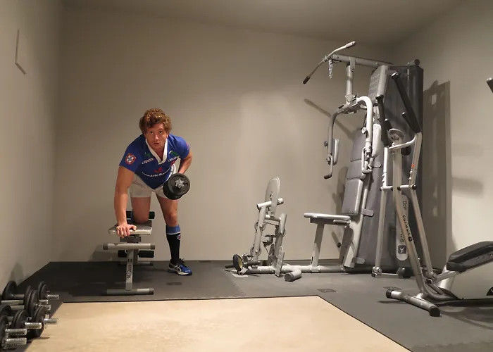 里斯波奈尔公寓酒店 *