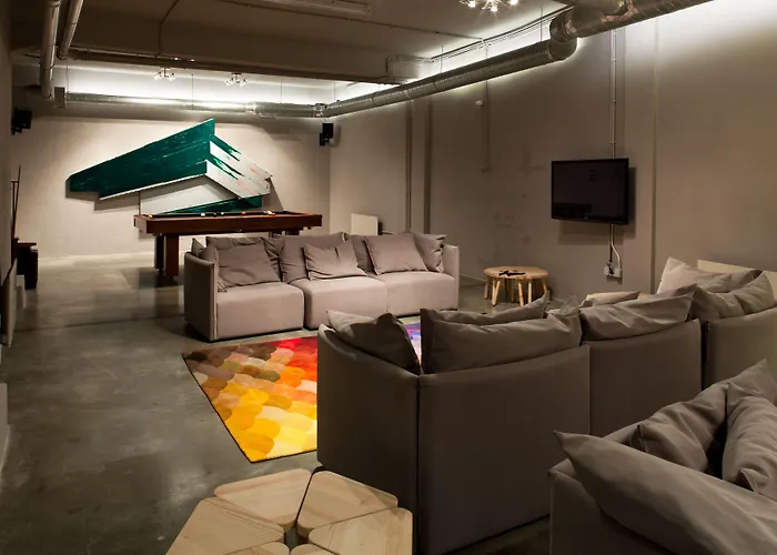 里斯波奈尔公寓酒店 *