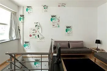 里斯波奈尔公寓酒店 *