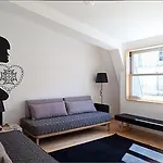 The Lisbonaire Apartman *